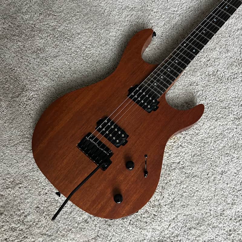 *Mint* Kiesel Aries Bolt-On 2024 – Natural Mahogany Finish - Lithium Pickups